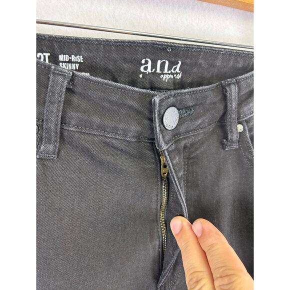 Woman's A.N.A Black‎ Skinny Jeans - Size 12 Tall Staple Capsule Normcore - Picture 3 of 10